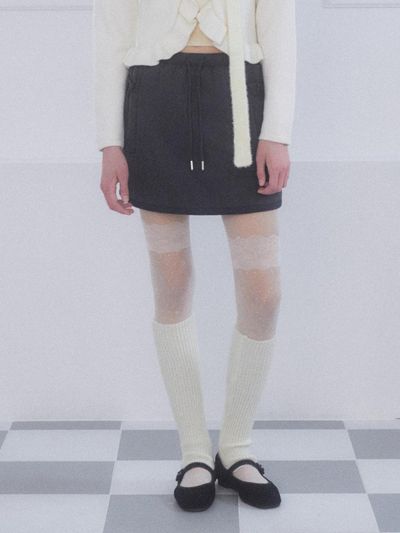 DELICCENT Padded mini skirt [CHARCOAL]
