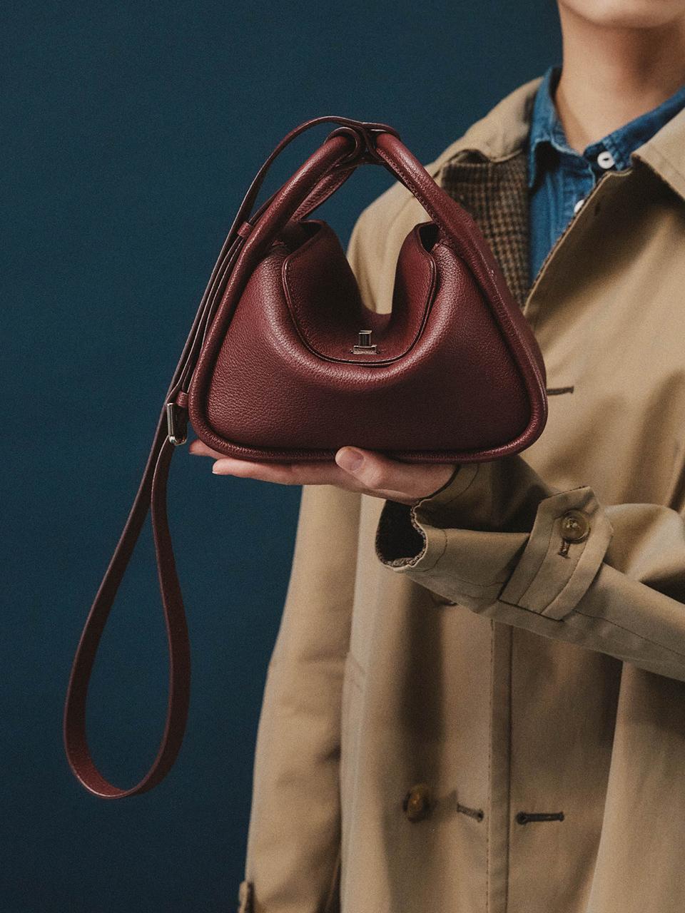 DeMAKER Cowhide Leather Convertible Mini Bag [Wine]