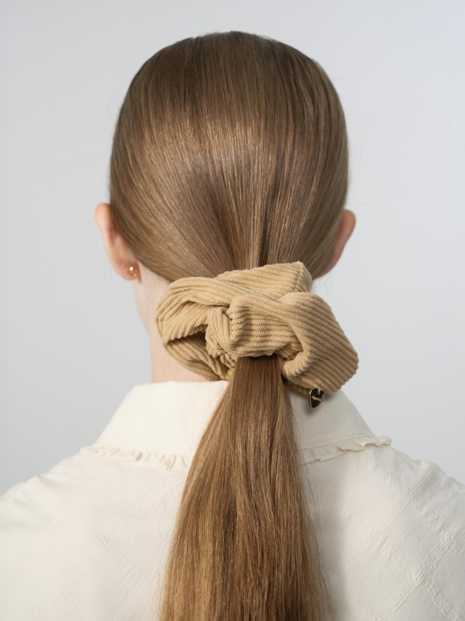 DEPOUND corduroy scrunchie - beige