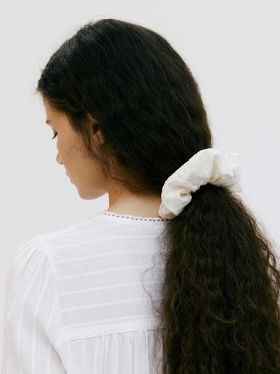 DEPOUND Eyelet Scrunchie [Natural]