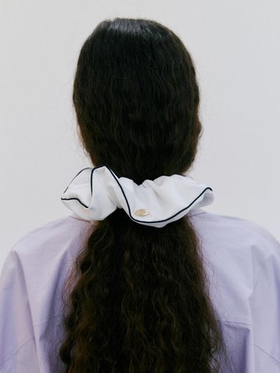 DEPOUND Line Scrunchie (Single) [White]