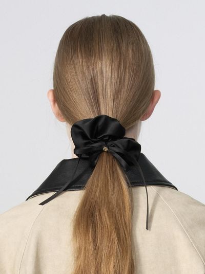 DEPOUND ribbon charm scrunchie (satin) - black (M)