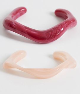 DesignB London DesignB London 2-pack resin bangle bracelets in pink and burgundy
