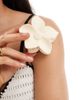 DesignB London DesignB London flower hair claw in cream-White - 3