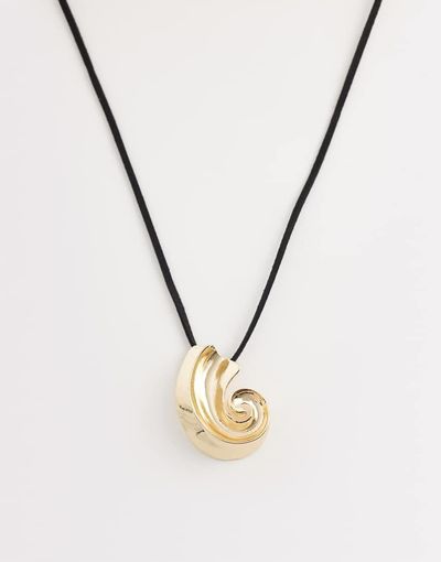 DesignB London DesignB London statement shell cord necklace in gold