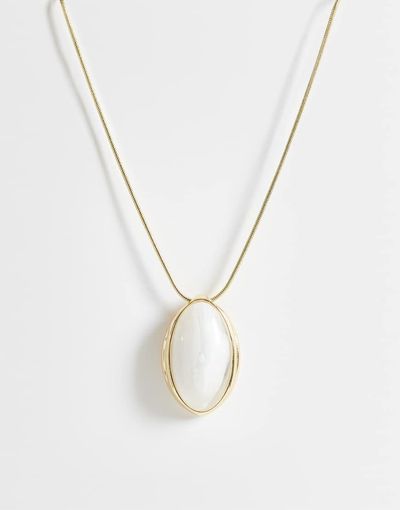DesignB London DesignB London white resin pendant necklace in gold