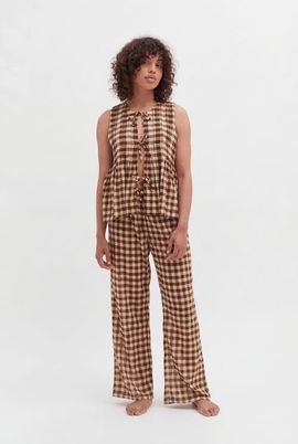 Desmond & Dempsey Desmond & Dempsey Pleated Cami Lounge Pajama Set