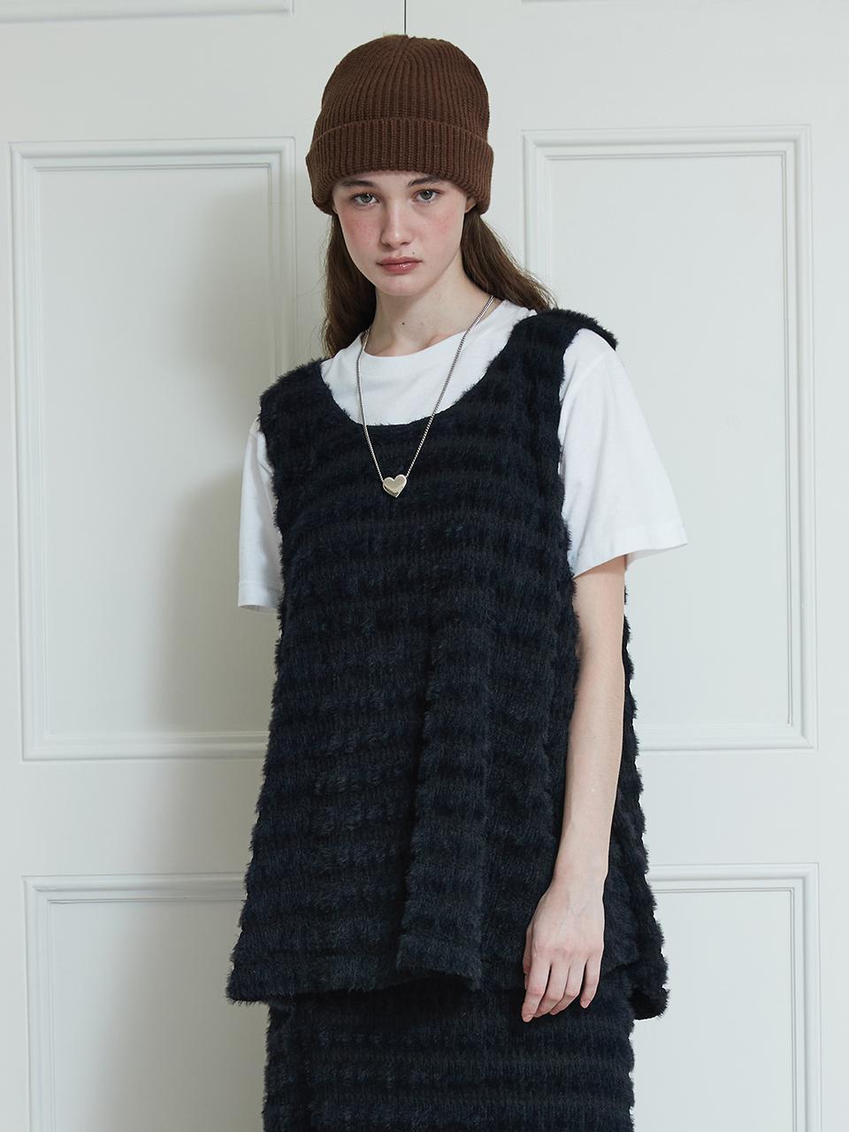 DEW E DEW E Flare Knit Vest [Black]