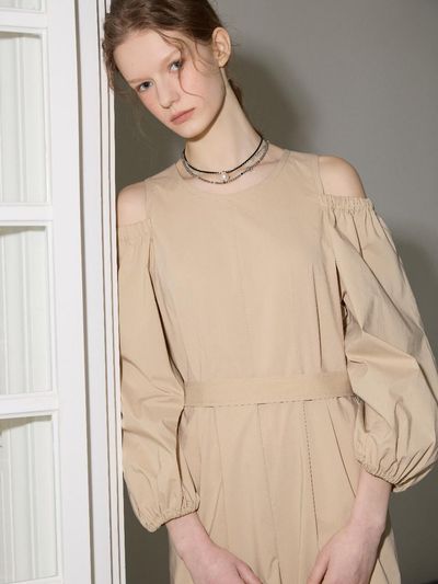 DEWL Cut-out Volume Sleeve Jumpsuit [BE] (D252MSE036)