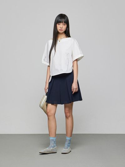 DEWL Drawing Embroidery Boat Neck Blouse [WH] (D252MSC049)