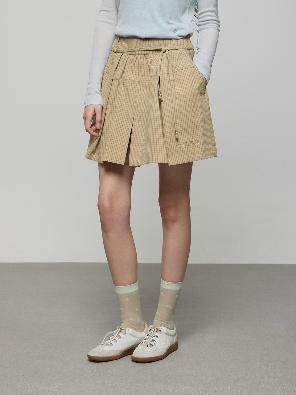 DEWL Drawstring Small Check Shorts [BE] (D252MSA039)