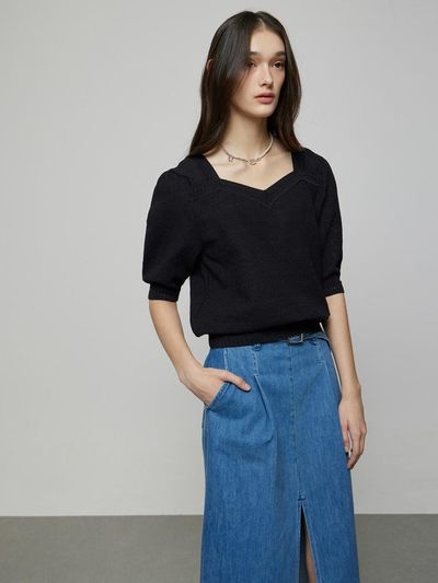 DEWL Heart Neck Volume Sleeve Pullover Sweater (D252KSK234) [BK]