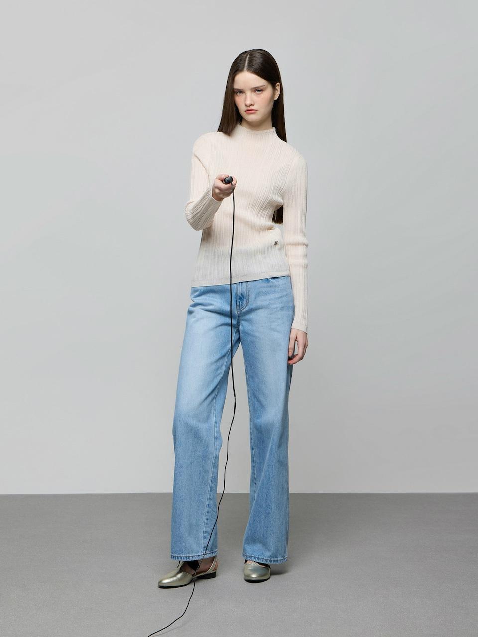 DEWL Mock Neck Multi-Ribbed Pullover Sweater (D251KSK012)