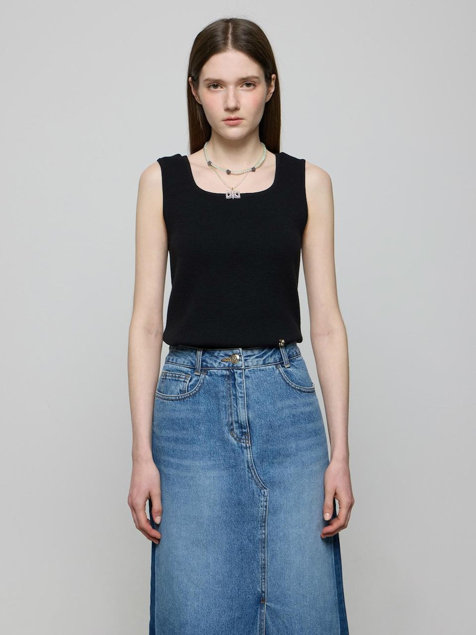 DEWL Square Neck Knit Sweater [BK] (D251KSK013)