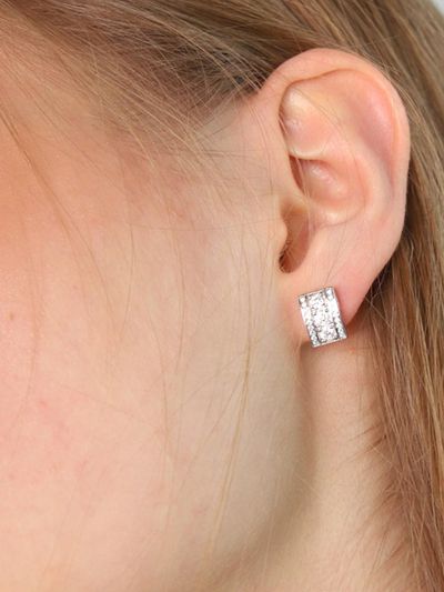 dfarbe Natural Moissanite Carved Stud Earrings [Beige Gold]