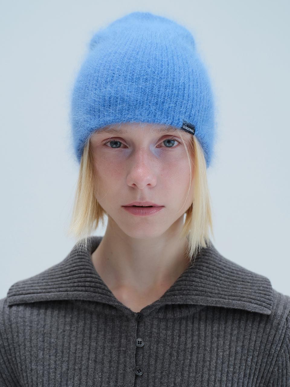 DIAGONAL BEANIE (blue)