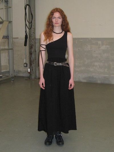 DIAGONAL One Off Shoulder Long Dress_Black