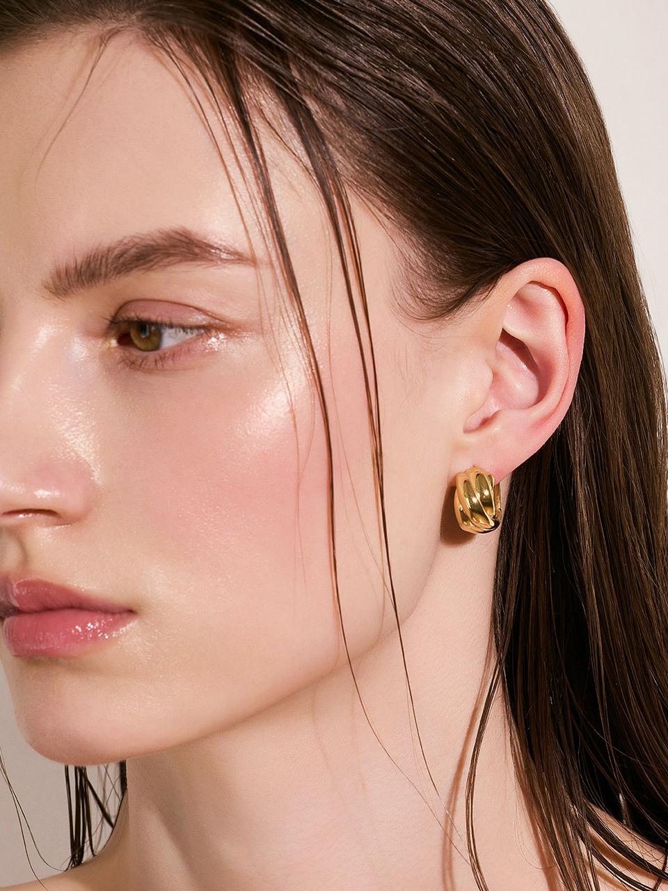 DIDIER DUBOT Sculptural Minimalist Statement Earrings (JDREI4S95XX)