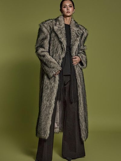 DINT Oversized Fur Polyester Coat (MBD42O2JK017)