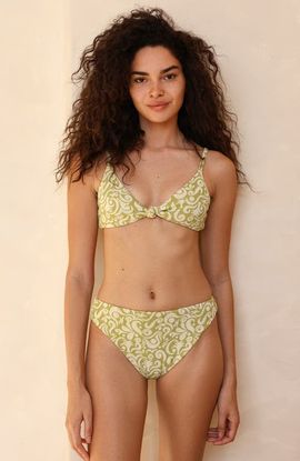 Dippin Daisys Dippin Daisys Zen Triangle Knotted Bikini Top