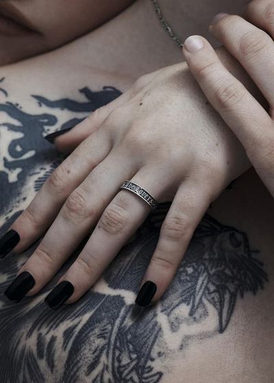 Disturbia Disturbia Amorata Thin Sterling Silver Ring 
