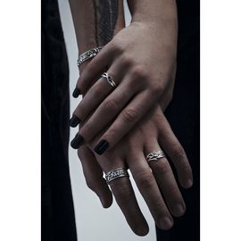 Disturbia Disturbia Rosethorn Thick Sterling Silver Ring 