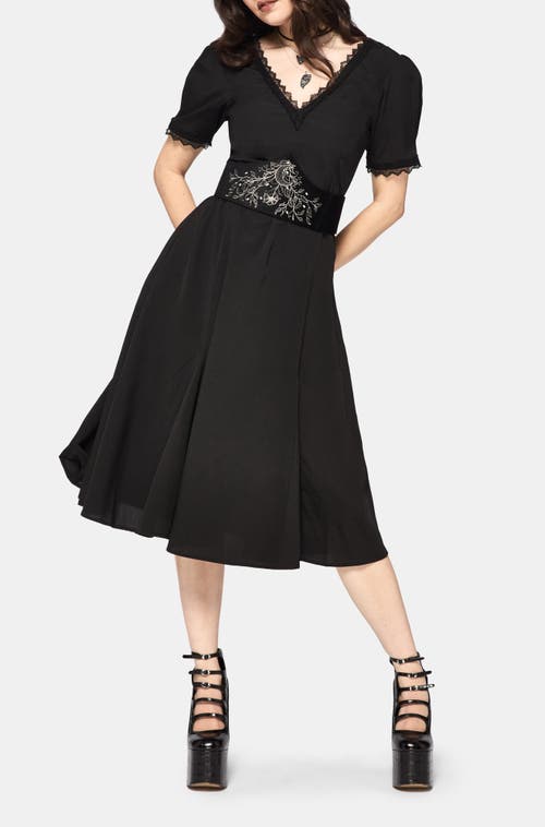 Disturbia Disturbia Sanzia Tie Back Lace Midi Dress