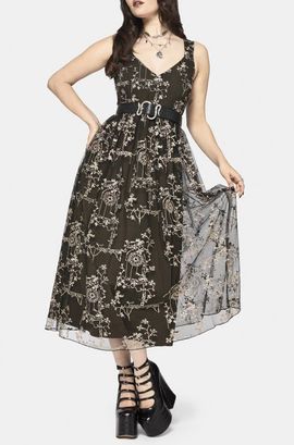 Disturbia Disturbia Stellar Vine Embroidery Midaxi Dress
