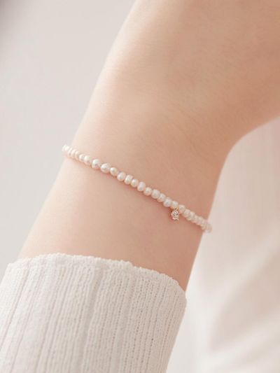 dmoment Urielle Freshwater Pearl Bracelet