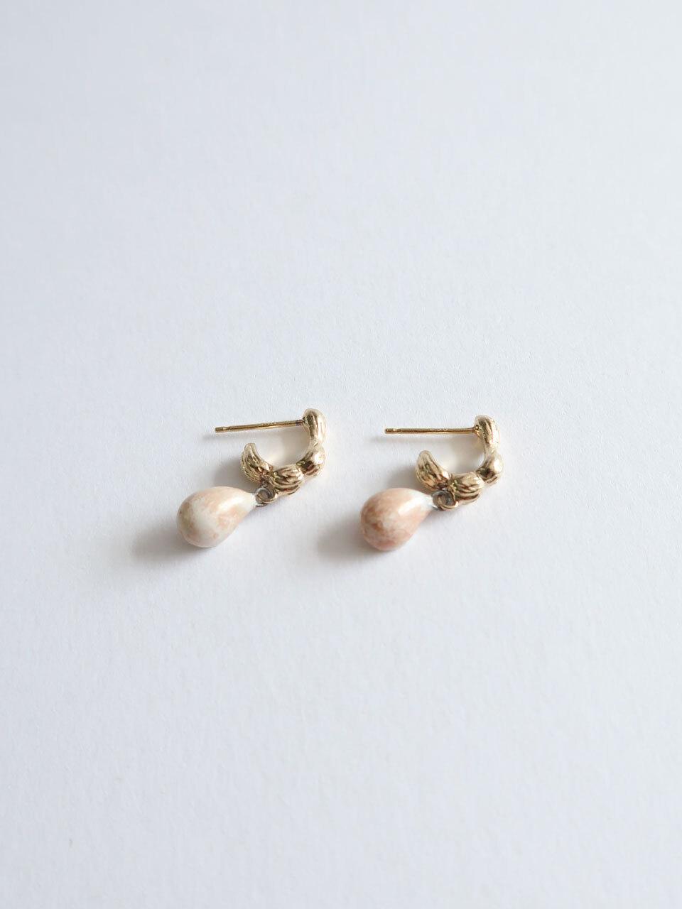 DOL Dry Bean Drop Earring [DOL wet petal]