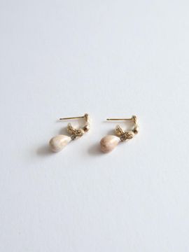DOL Dry Bean Drop Earring [DOL wet petal]