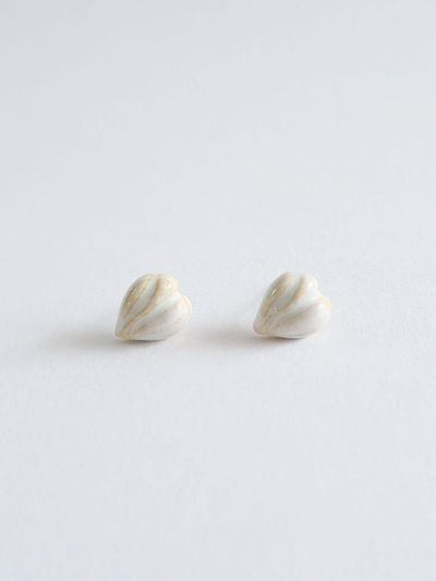 DOL Silver 925 Heart Petal Earring [WHITE]