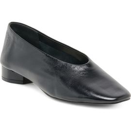 Dolce Vita Dolce Vita Andey Leather Flat