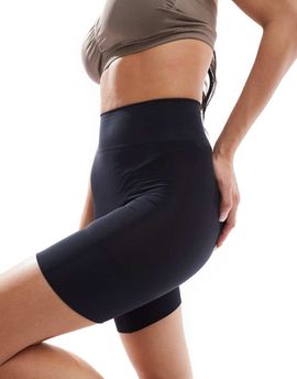Dorina Dorina Essensual smoothing mid waist anti chafing shorts in black