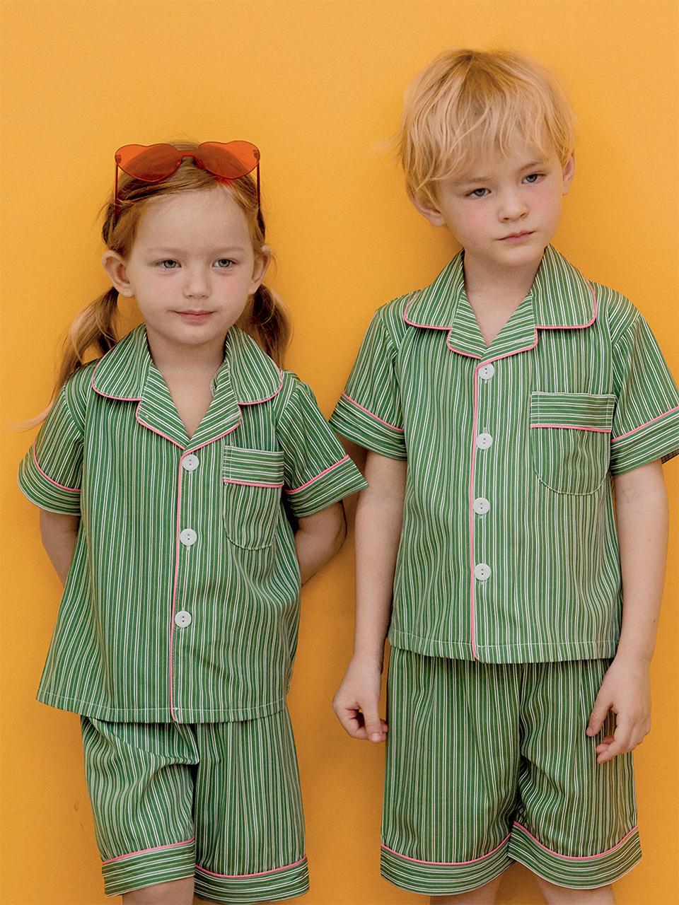 DOSSY Silk-fit Wednesday Short Sleeve Kids Pajama Set