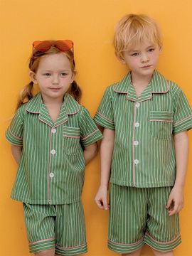 DOSSY Silk-fit Wednesday Short Sleeve Kids Pajama Set