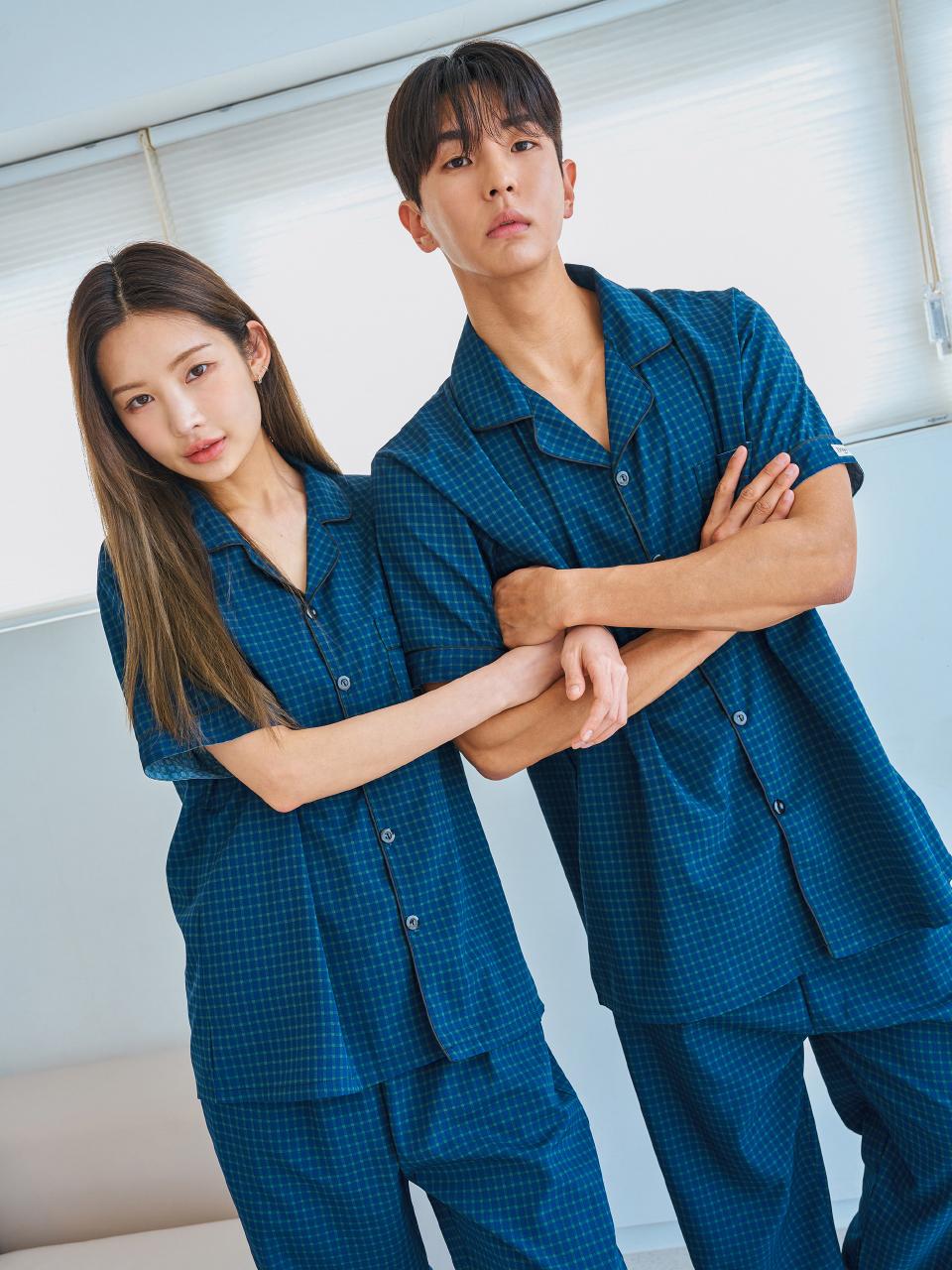DOSSY Silk Fit Libre Short-Sleeved Long Pants Couple Paj