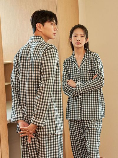 DOSSY Silk Fit Melow Long-Sleeved Couple Pajamas Set