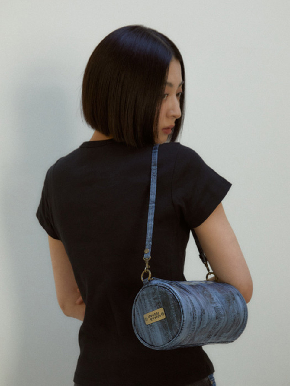 doublequotes Butter Round Shoulder Bag_Blue Denim
