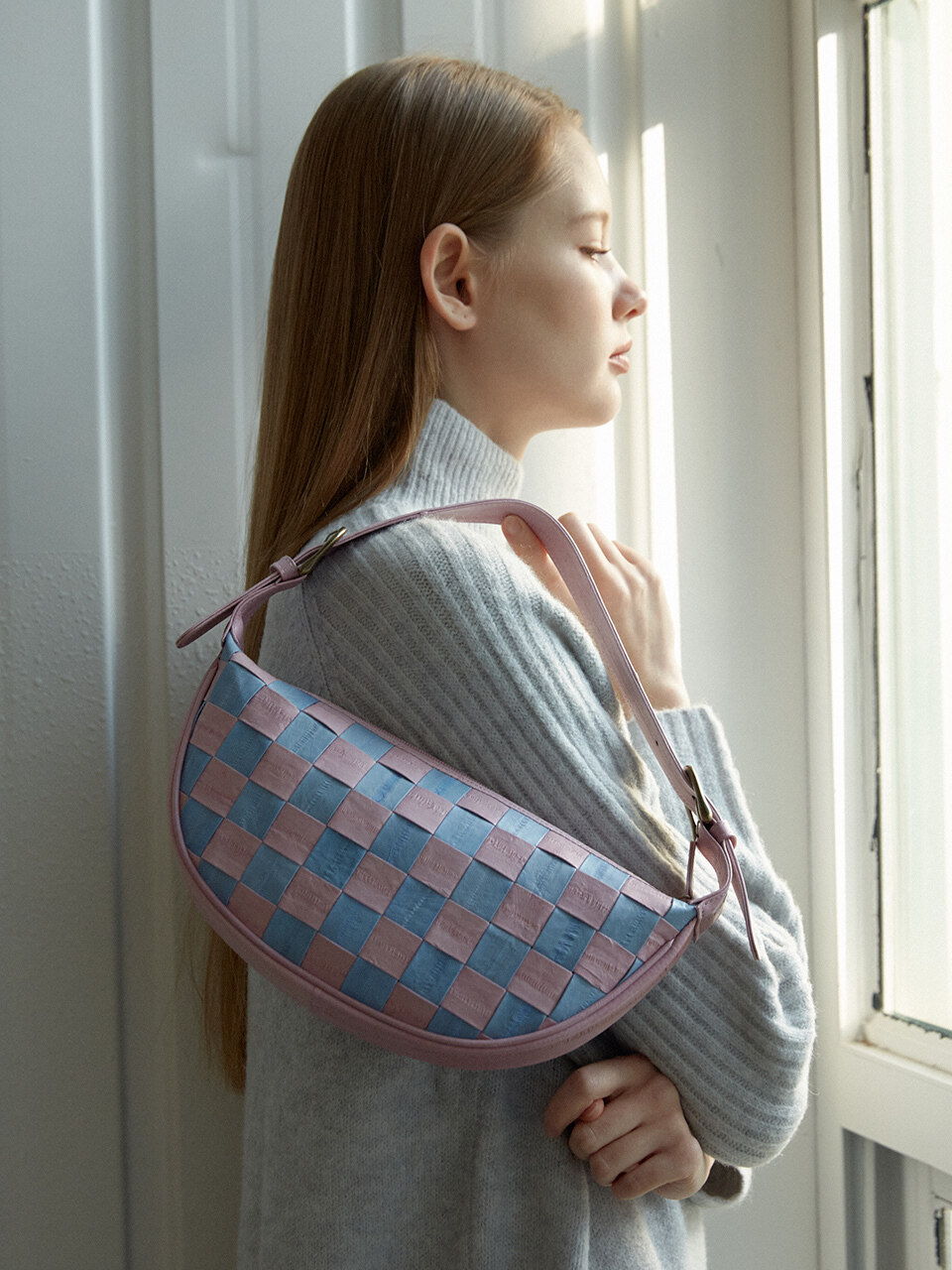 doublequotes Croissant Shoulder Bag - Checkered Pink Skies