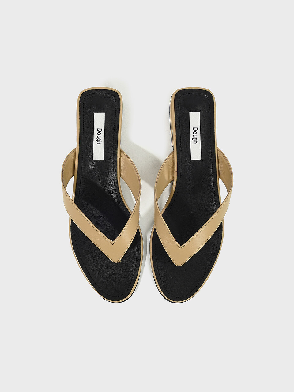 dough Flip-Flop Sandals_Beige
