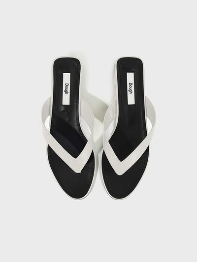 dough Flip-Flop Sandals_White