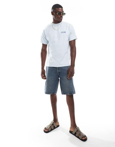 Dr Denim Dr Denim Dash regular fit mid waist shorts in canyon vintage midwash blue