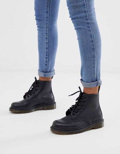 Dr Martens Dr Martens 101 6 Eye Boots-Black