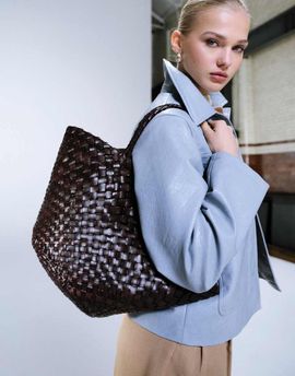 Dragon Diffusion Dragon Diffusion Egola woven leather shoulder basket bag in dark brown