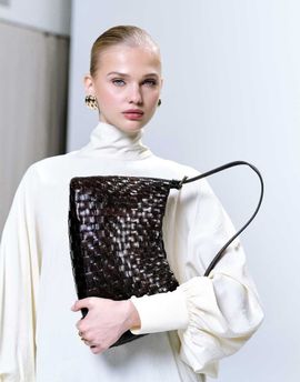 Dragon Diffusion Dragon Diffusion H Salvage woven leather shoulder bag in dark brown