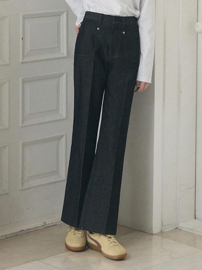 DRAWFIT WOMEN Non-Fade Boot-Cut Square-Pocket Denim Slacks
