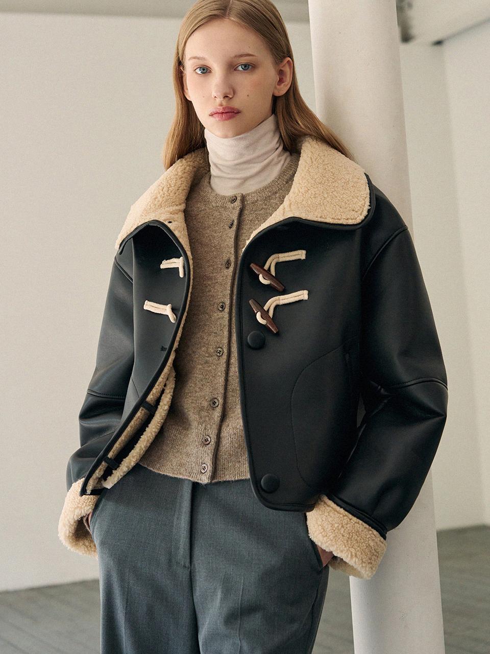 DRAWFIT WOMEN Wood Button Overfit Shearling Jacket [2 Colors]