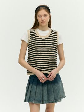 E.B.M (Edition by Michaa) Pleated Mini Skirt (EMP3DSK030)