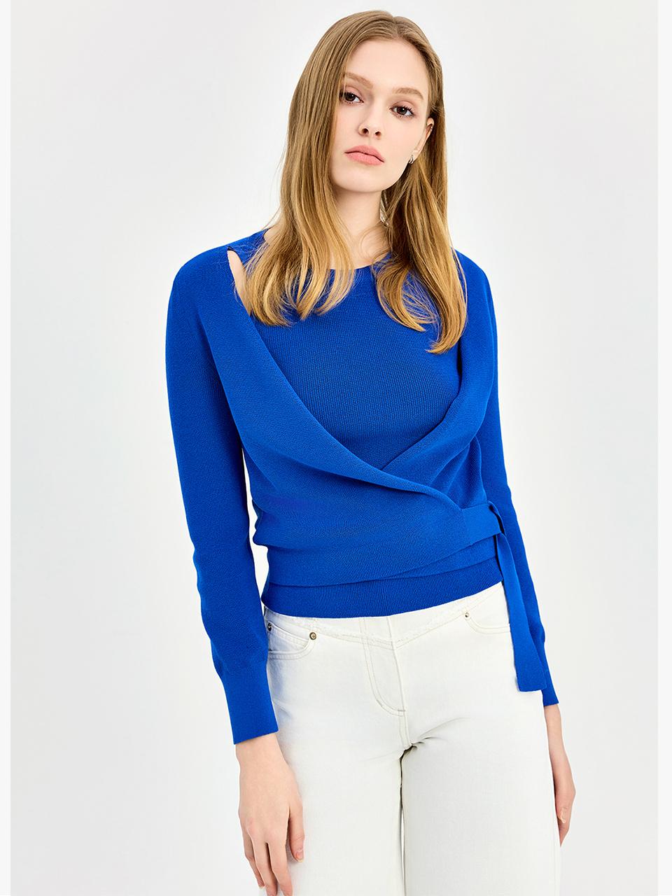 E.B.M (Edition by Michaa) Wrap Pullover